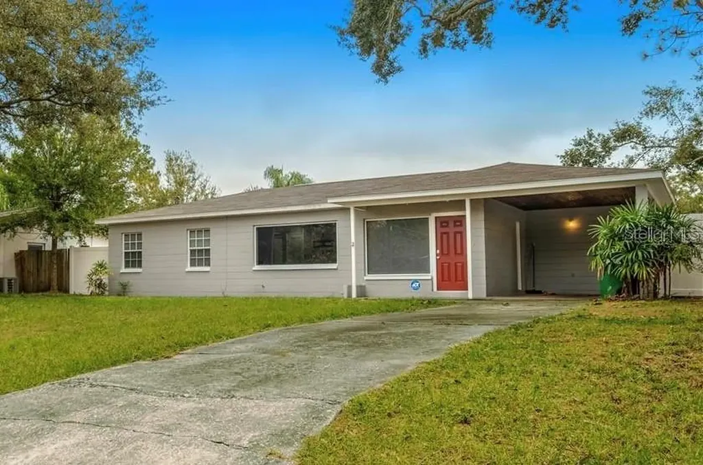 10235 N Fleetwood Drive Tampa FL 33612