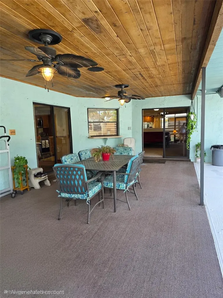 6457 Samoa Drive Sarasota FL 34241