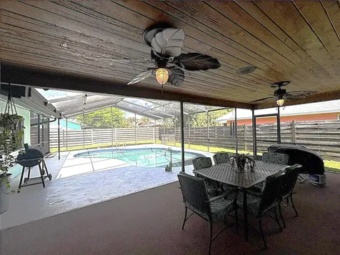 6457 Samoa Drive Sarasota FL 34241