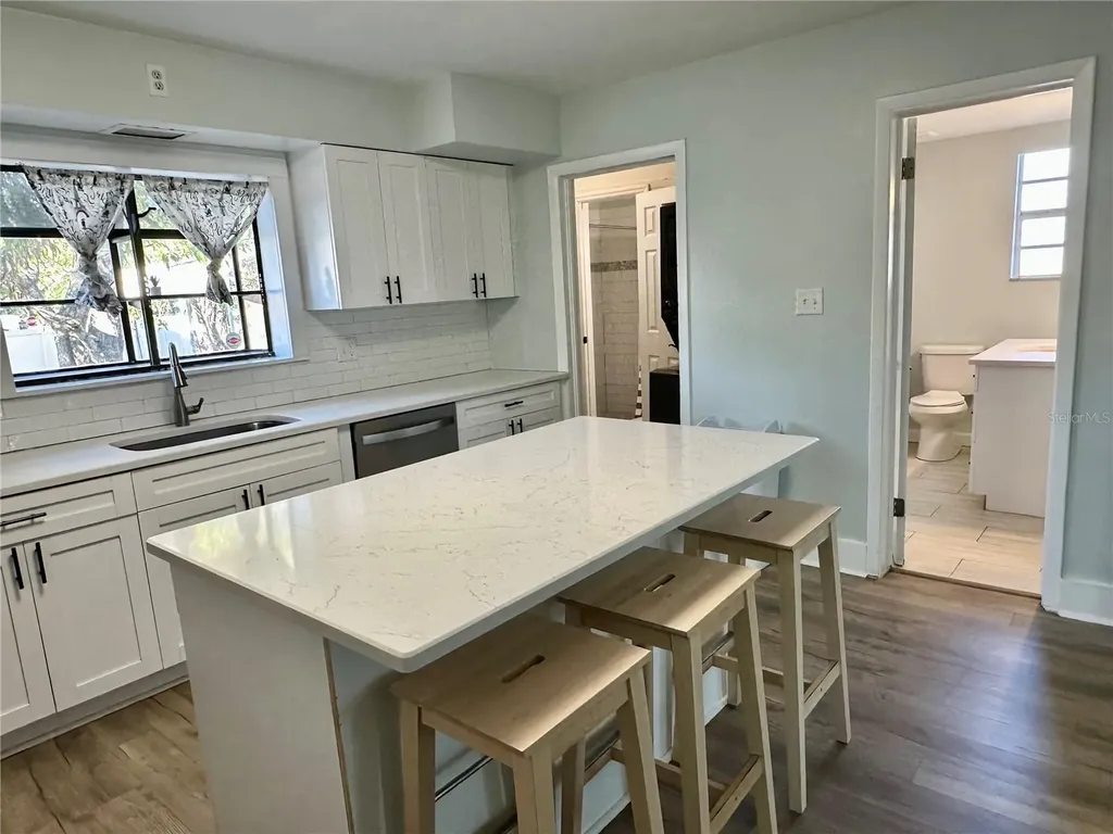 1504 E 33rd Avenue Tampa FL 33610