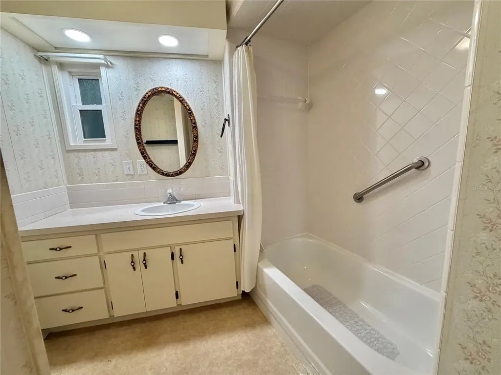 114 Jacaranda Drive Leesburg FL 34748