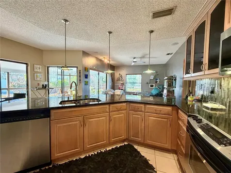 2408 89th Street NW Bradenton FL 34209