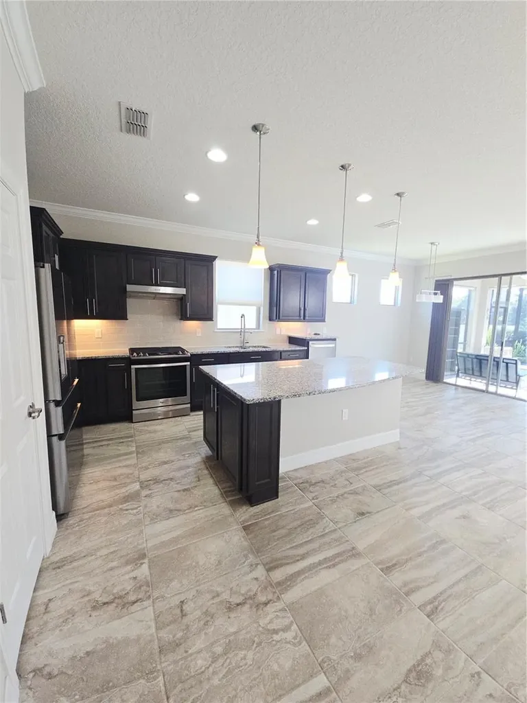 588 Cantabria Drive Davenport FL 33837