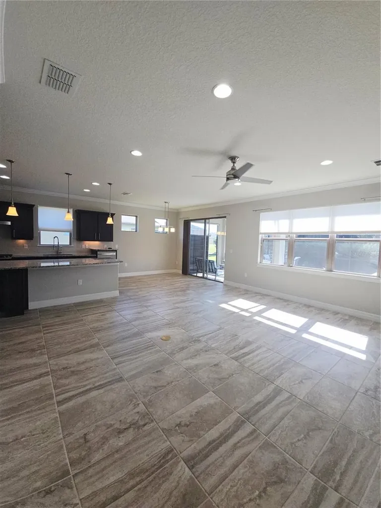 588 Cantabria Drive Davenport FL 33837
