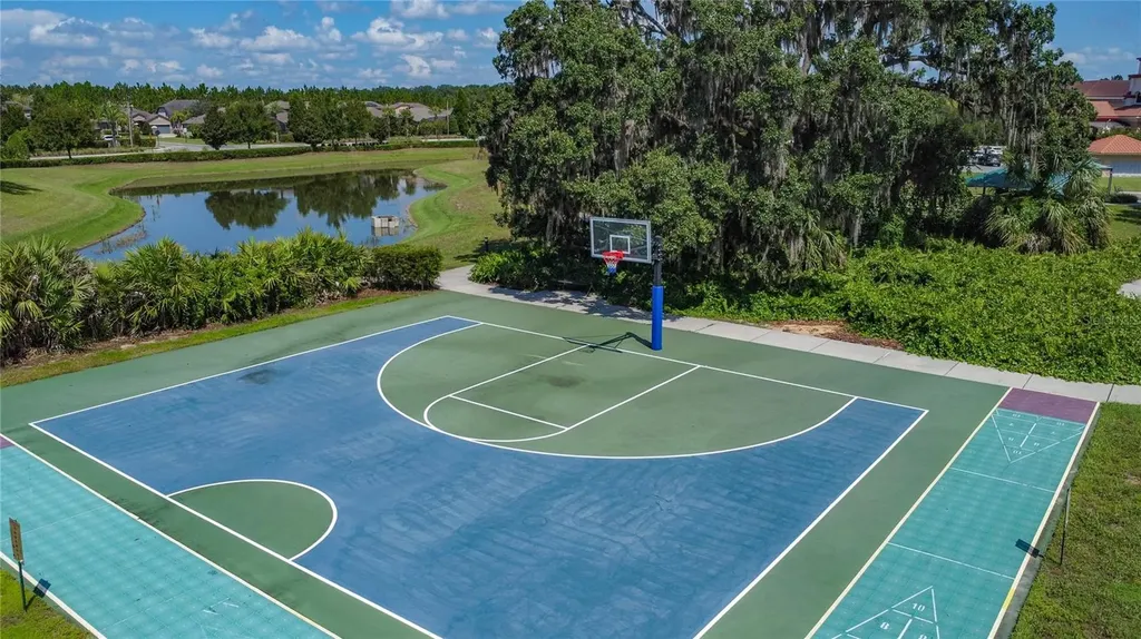 588 Cantabria Drive Davenport FL 33837