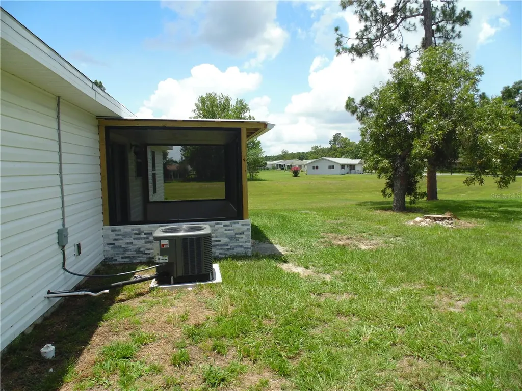 10856 SW 79 Avenue Ocala FL 34476