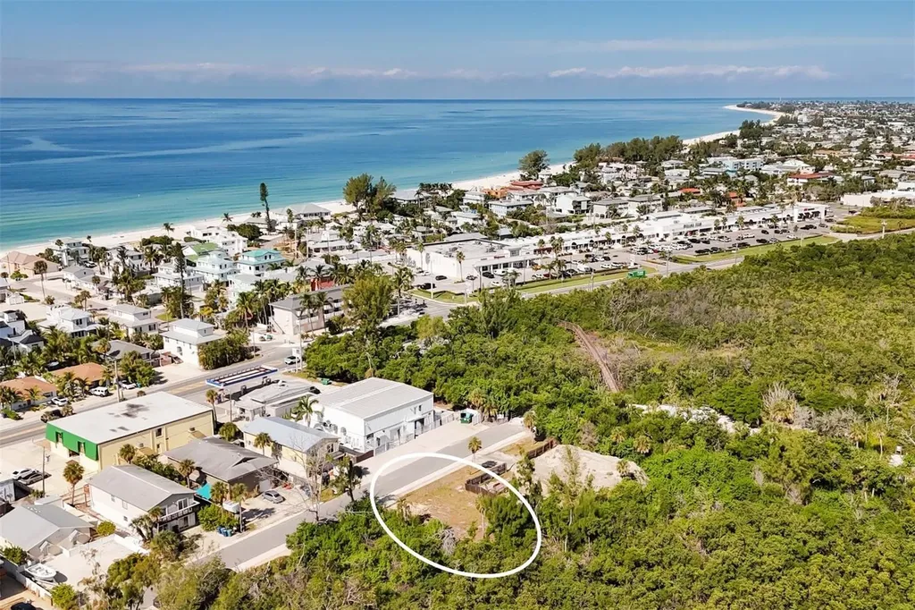 3017 Avenue C Holmes Beach FL 34217
