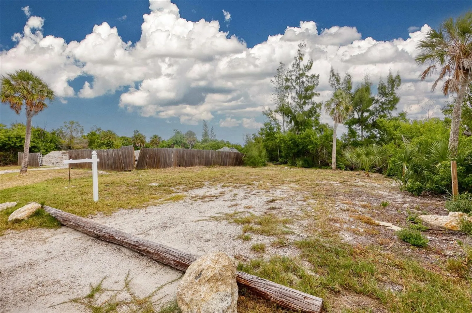 3017 Avenue C Holmes Beach FL 34217