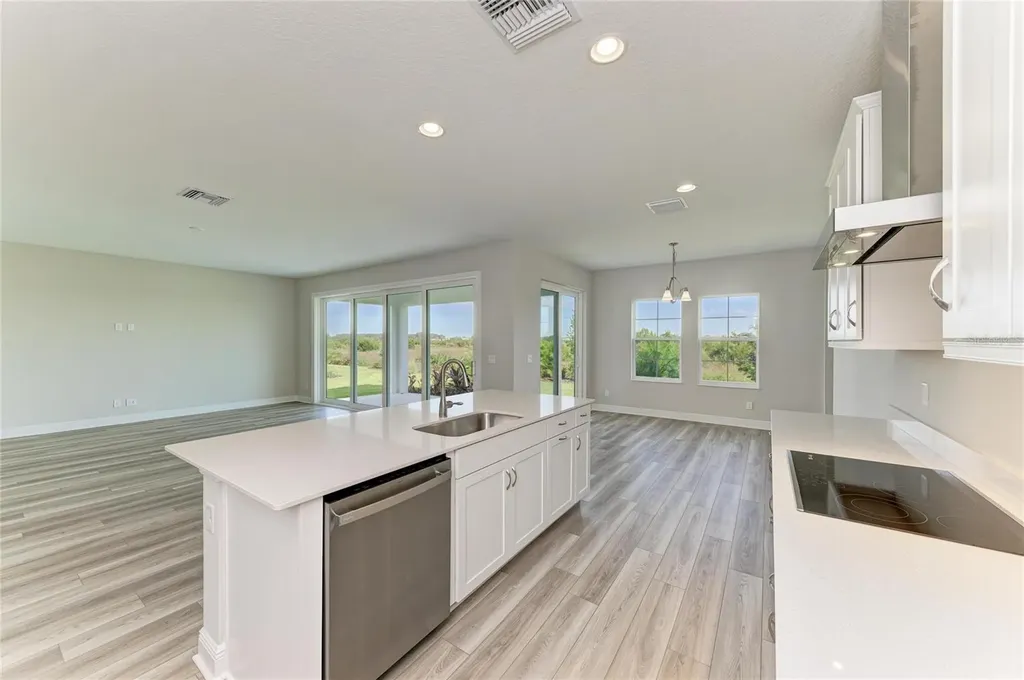 9723 Surrey Rose Drive San Antonio FL 33576