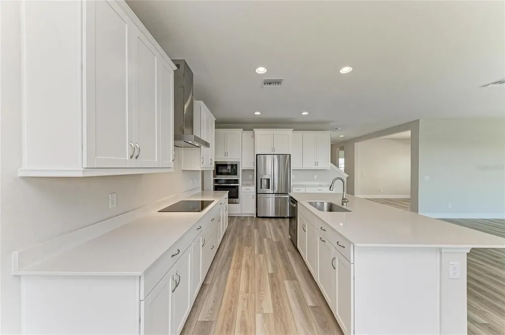 9723 Surrey Rose Drive San Antonio FL 33576