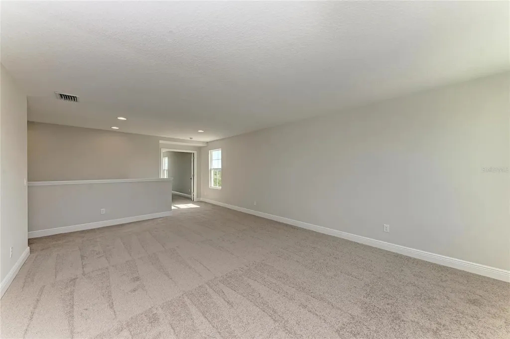 9723 Surrey Rose Drive San Antonio FL 33576