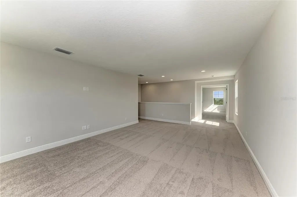 9723 Surrey Rose Drive San Antonio FL 33576