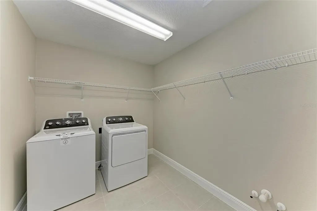 9723 Surrey Rose Drive San Antonio FL 33576