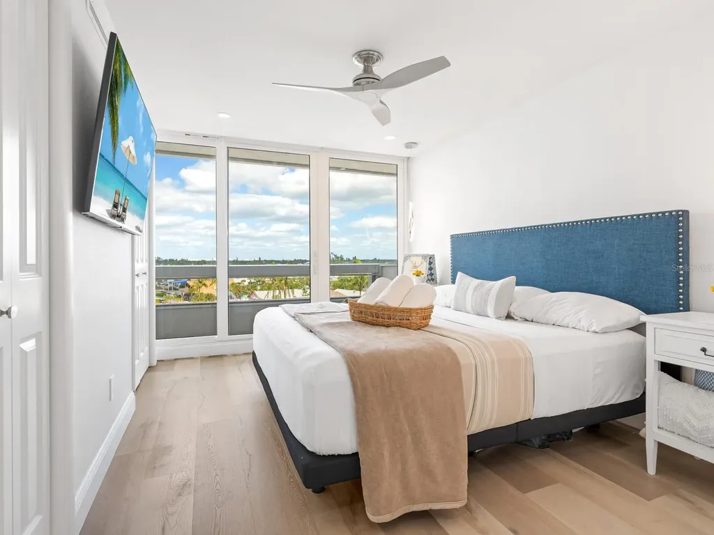 5400 Ocean Boulevard Sarasota FL 34242