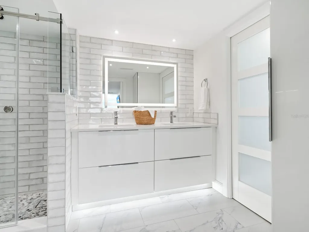 5400 Ocean Boulevard Sarasota FL 34242