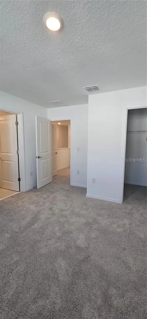 2978 Canary Avenue Davenport FL 33837