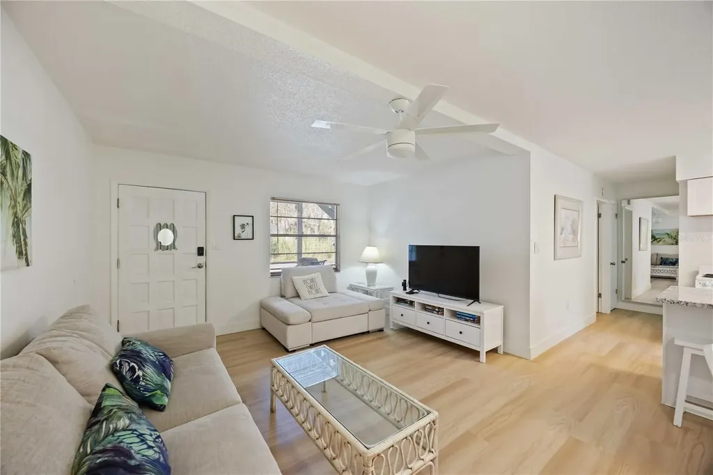 5075 N Beach Road Englewood FL 34223