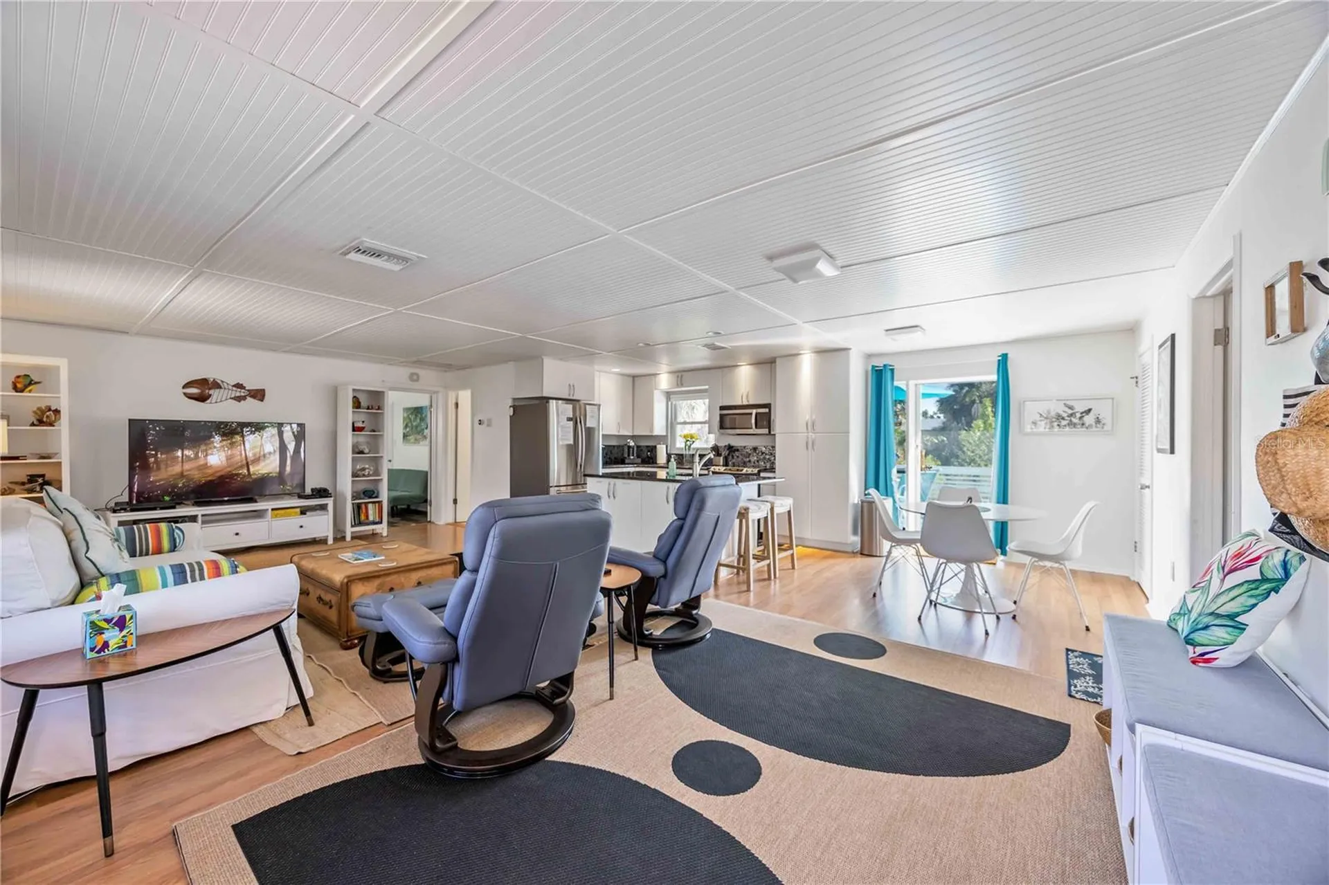 5075 N Beach Road Englewood FL 34223
