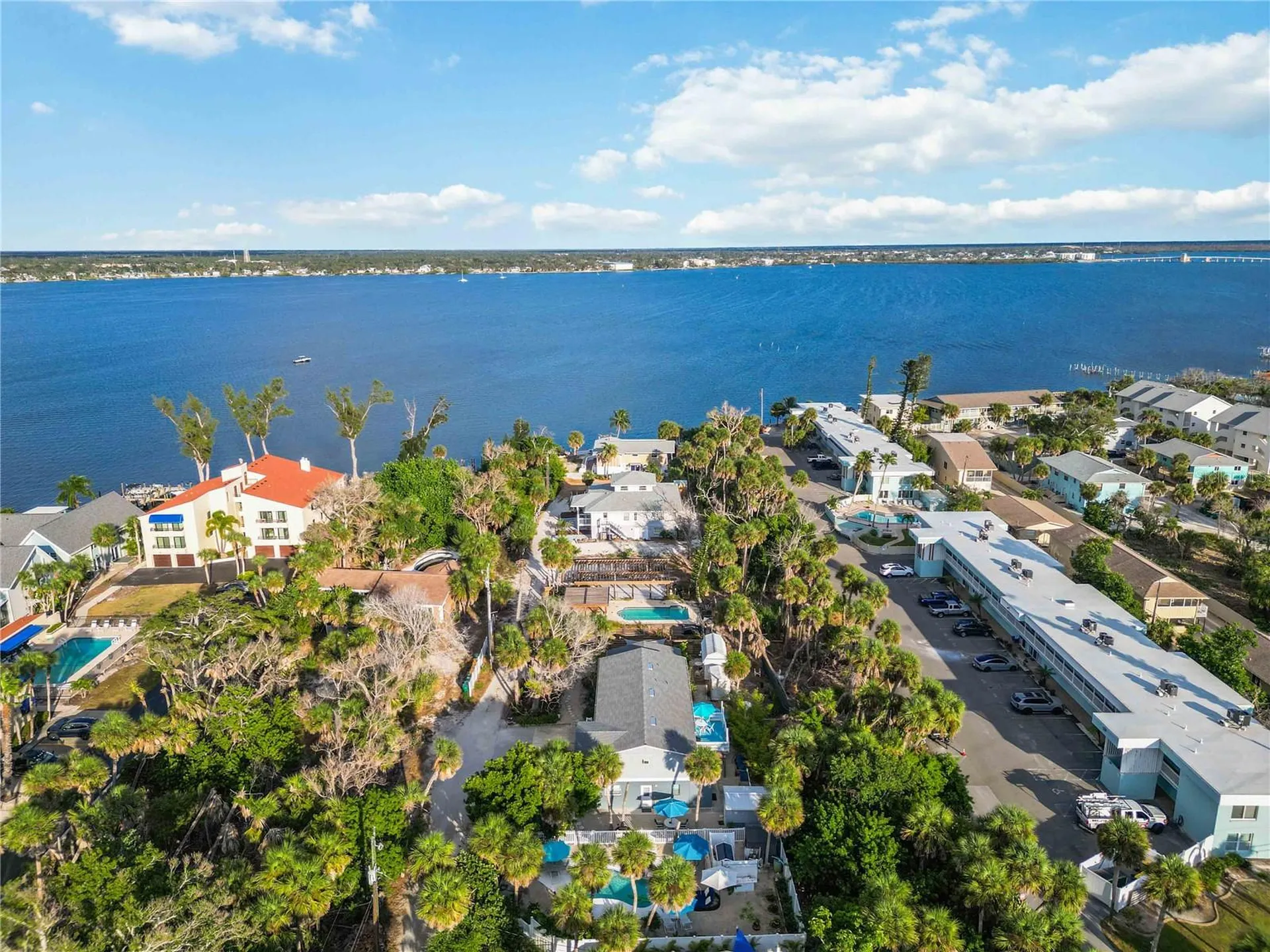 5075 N Beach Road Englewood FL 34223