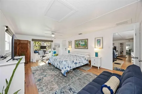 5075 N Beach Road Englewood FL 34223