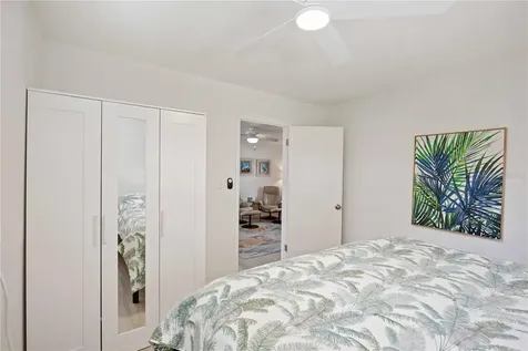 5075 N Beach Road Englewood FL 34223