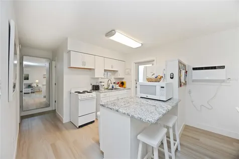 5075 N Beach Road Englewood FL 34223