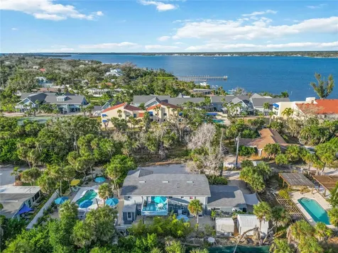 5075 N Beach Road Englewood FL 34223