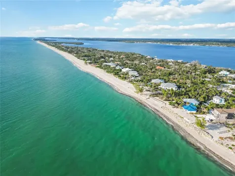 5075 N Beach Road Englewood FL 34223