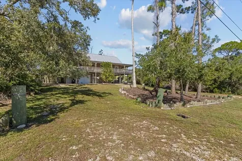 16791 Sandra Street Cedar Key FL 32625
