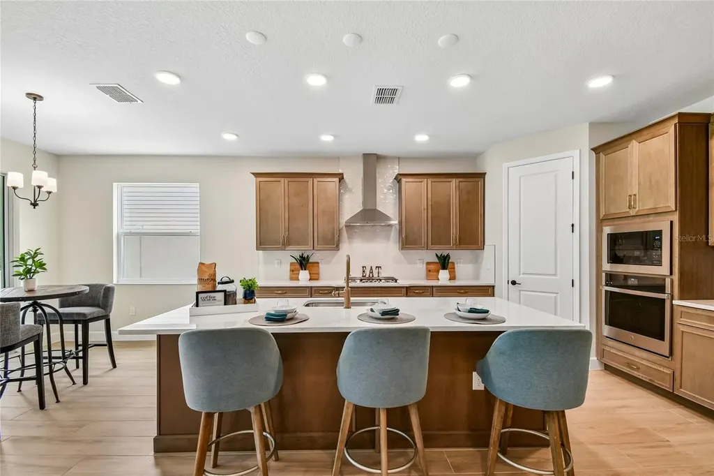 3326 Wolf Lake Avenue Apopka FL 32712