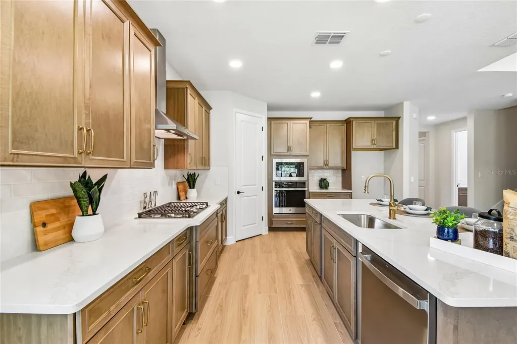 3326 Wolf Lake Avenue Apopka FL 32712