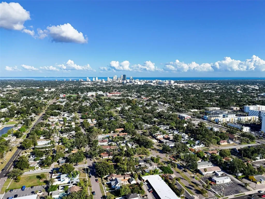 3330 8th Avenue N St Petersburg FL 33713