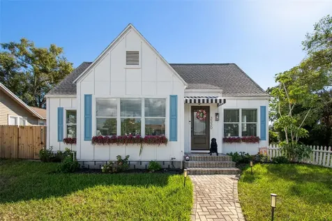 3330 8th Avenue N St Petersburg FL 33713