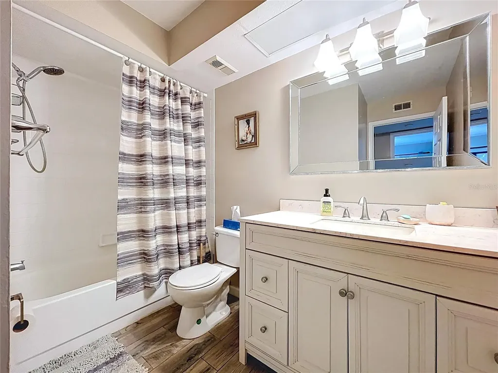 2587 Countryside Boulevard Clearwater FL 33761