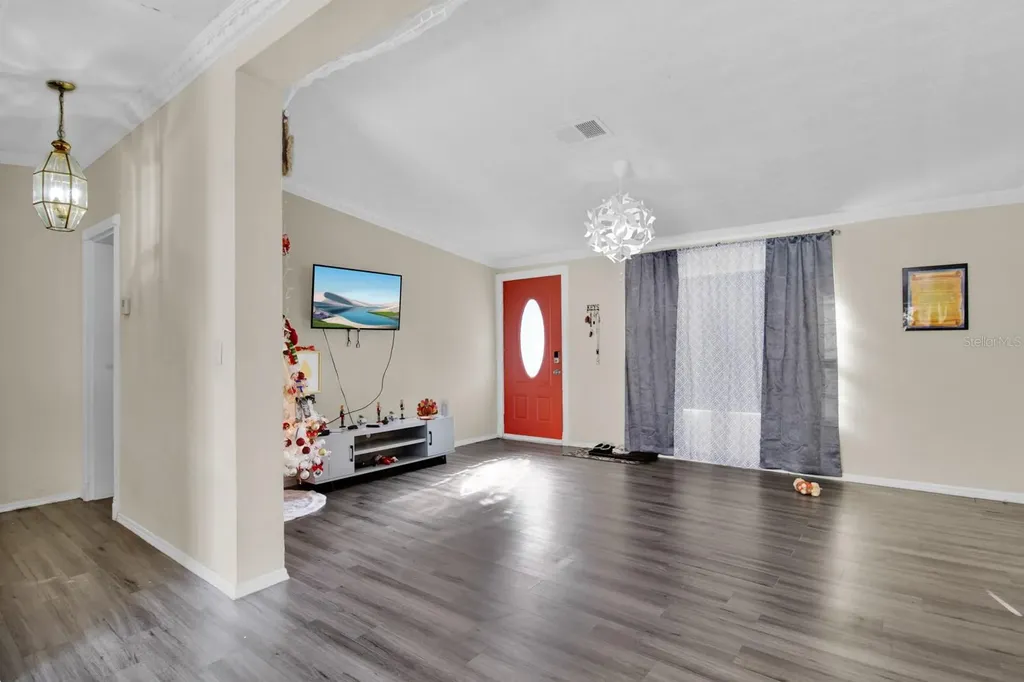 231 Water Oak Lane Davenport FL 33837