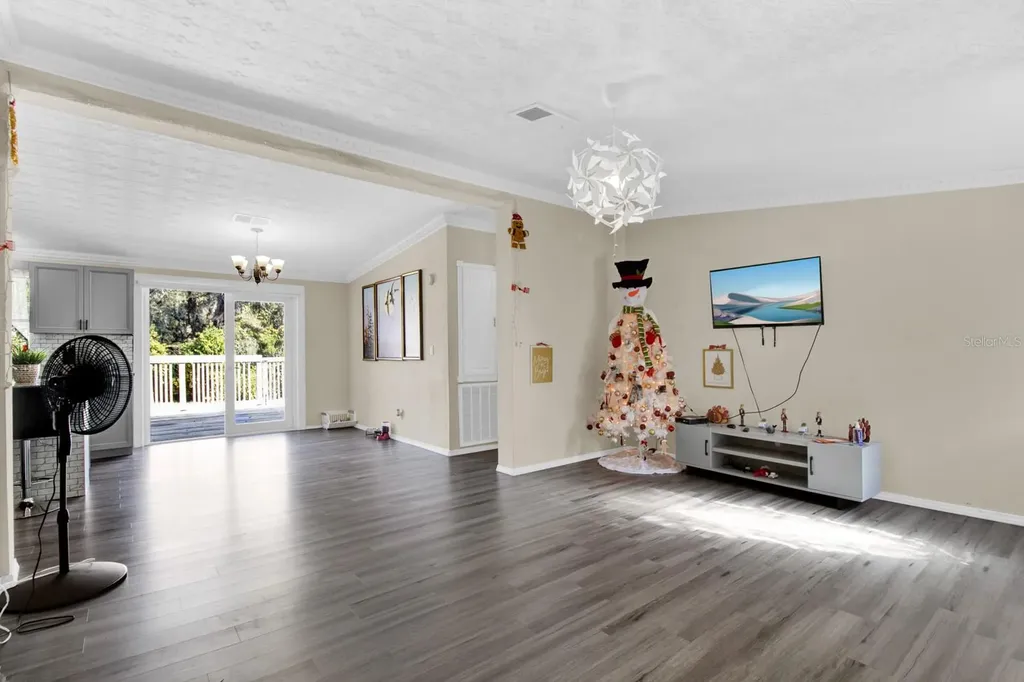 231 Water Oak Lane Davenport FL 33837