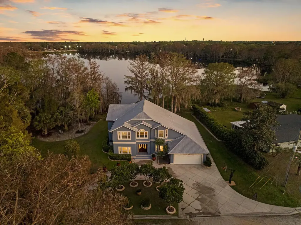 151 Lakeside Drive Sanford FL 32773