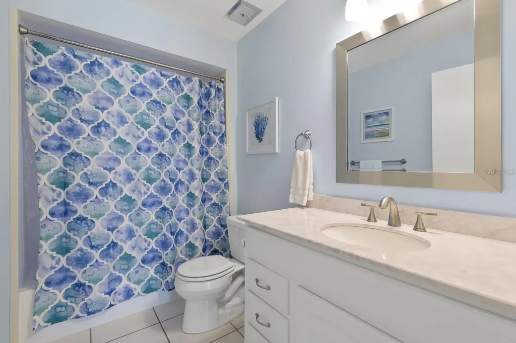 1895 Buccaneer Circle Sarasota FL 34231