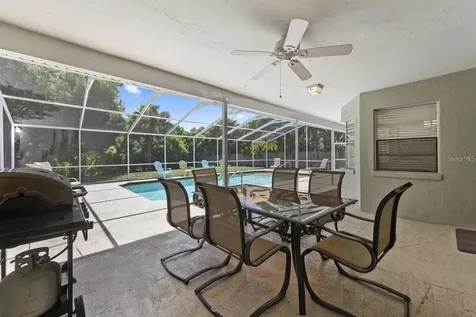 1895 Buccaneer Circle Sarasota FL 34231
