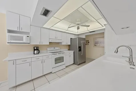 1895 Buccaneer Circle Sarasota FL 34231