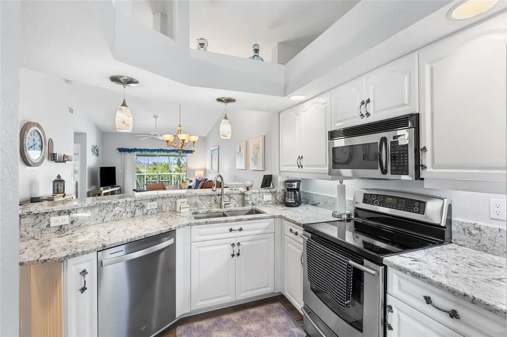5725 Greenwood Avenue North Port FL 34287
