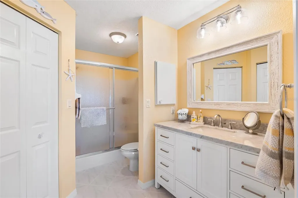 5725 Greenwood Avenue North Port FL 34287