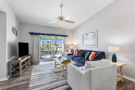 5725 Greenwood Avenue North Port FL 34287
