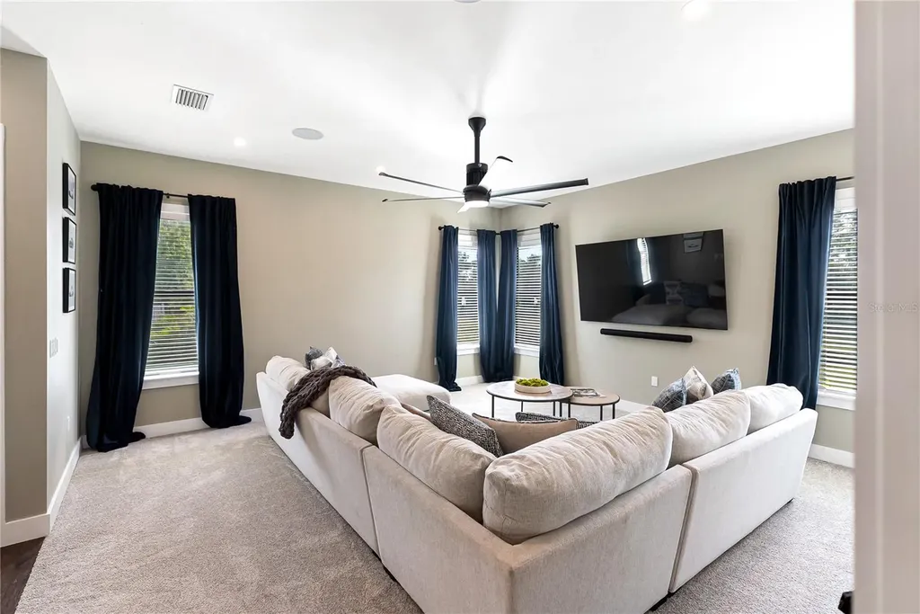 18702 69th Avenue E Bradenton FL 34211