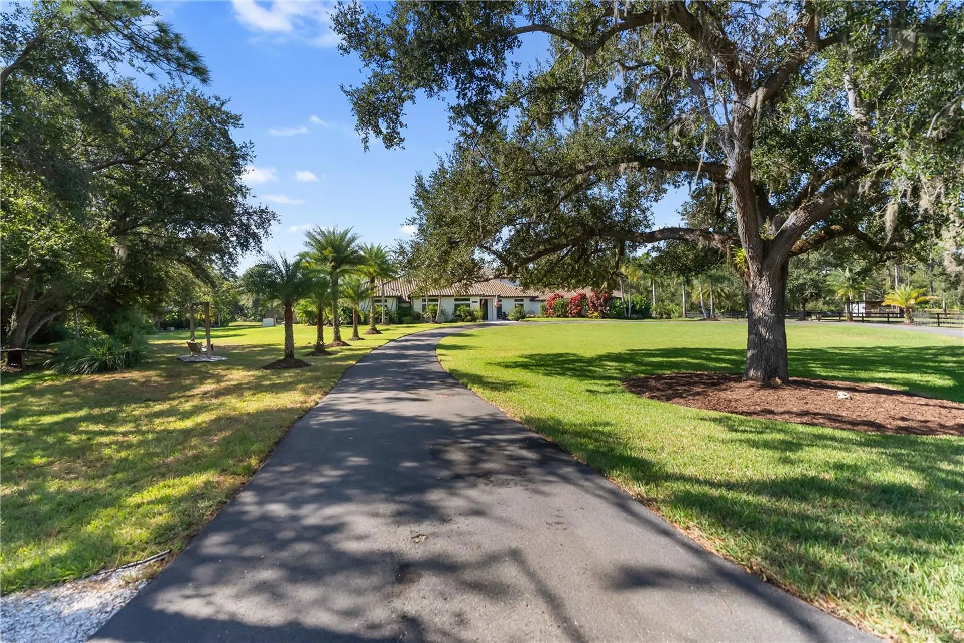 18702 69th Avenue E Bradenton FL 34211