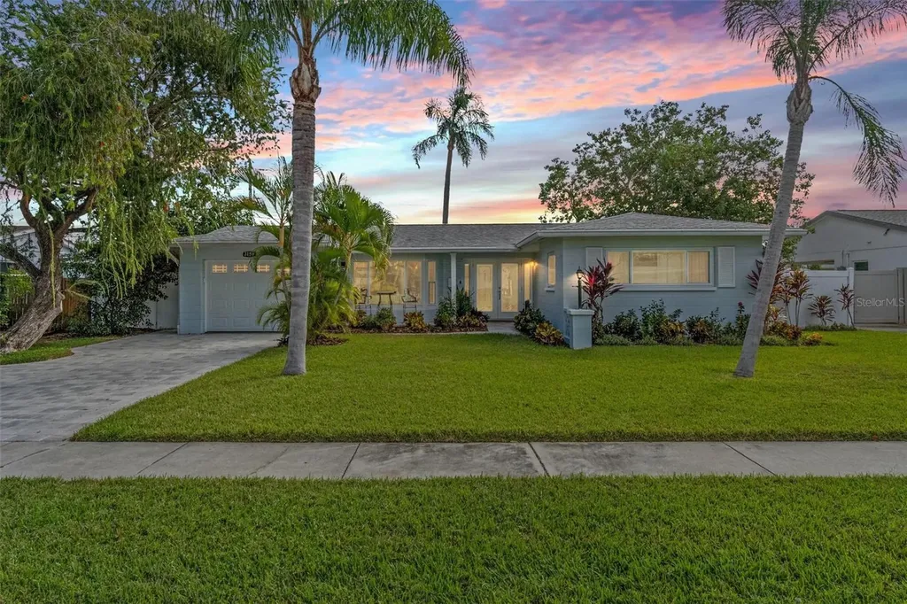 3159 61st Lane N St Petersburg FL 33710