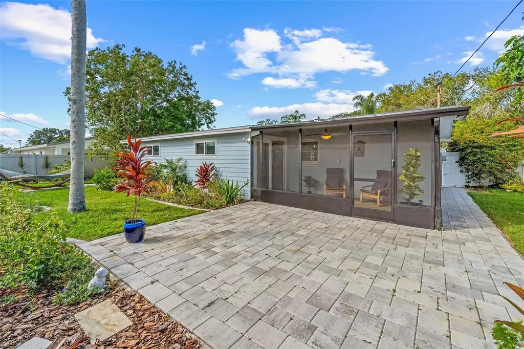 3159 61st Lane N St Petersburg FL 33710