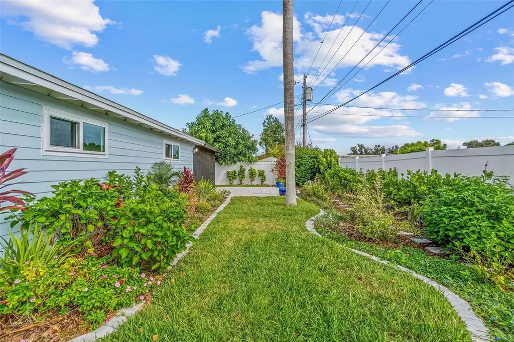 3159 61st Lane N St Petersburg FL 33710