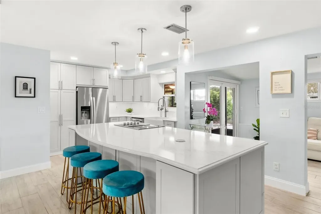 3159 61st Lane N St Petersburg FL 33710