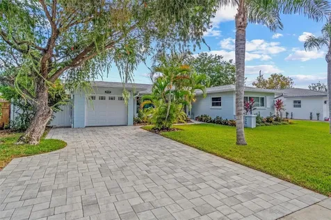 3159 61st Lane N St Petersburg FL 33710